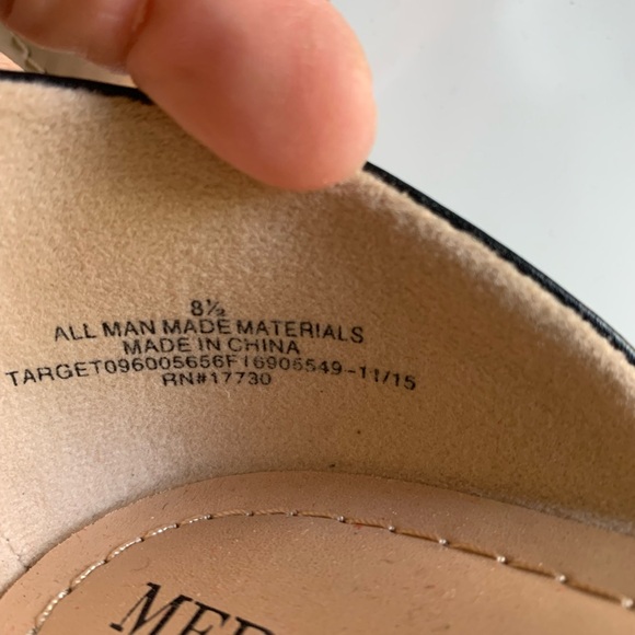 Merona slip on two tone sandals. Target. Size 8.5. New, never worn. - Picture 2 of 4